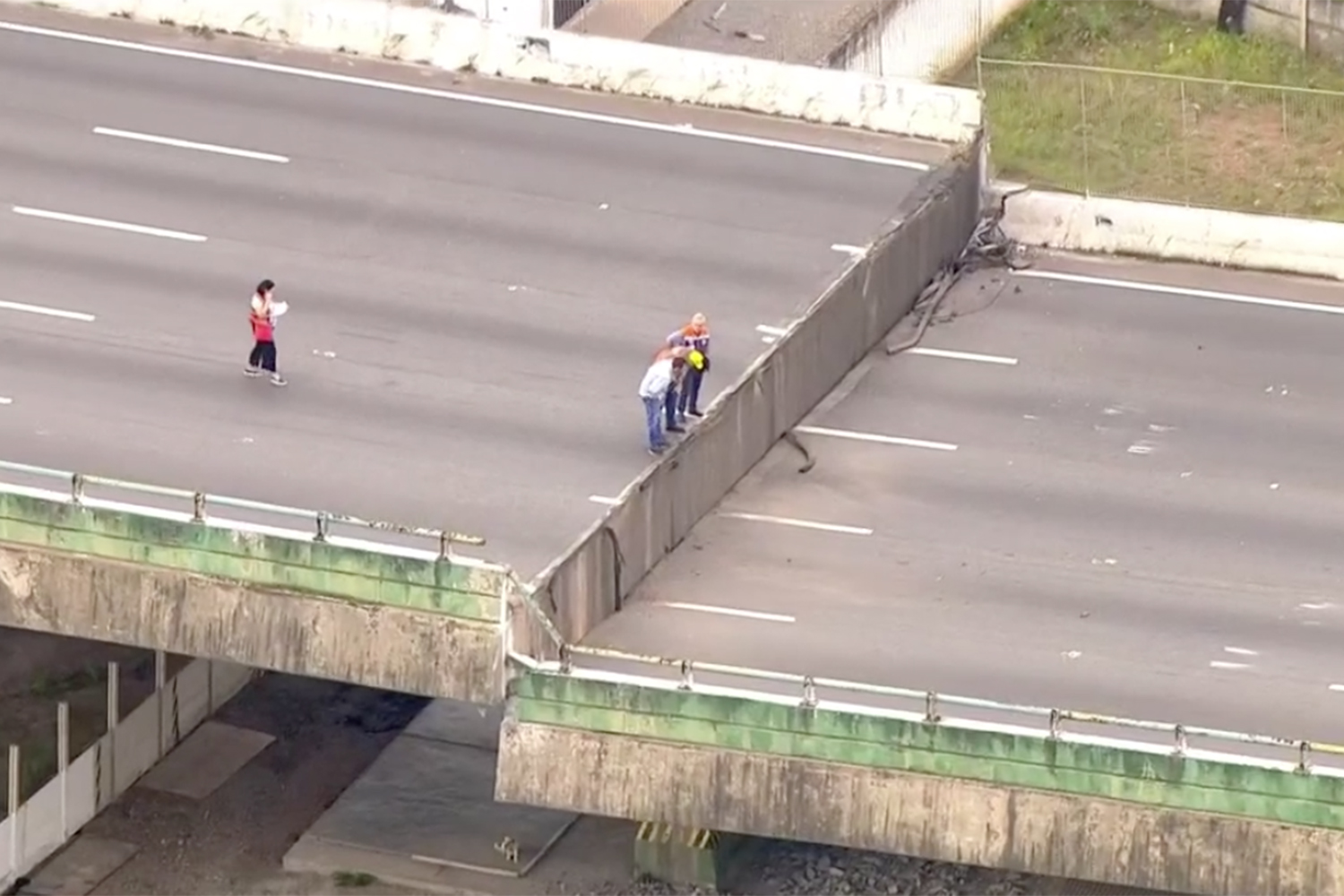 Viaduto na Marginal Cede em São Paulo